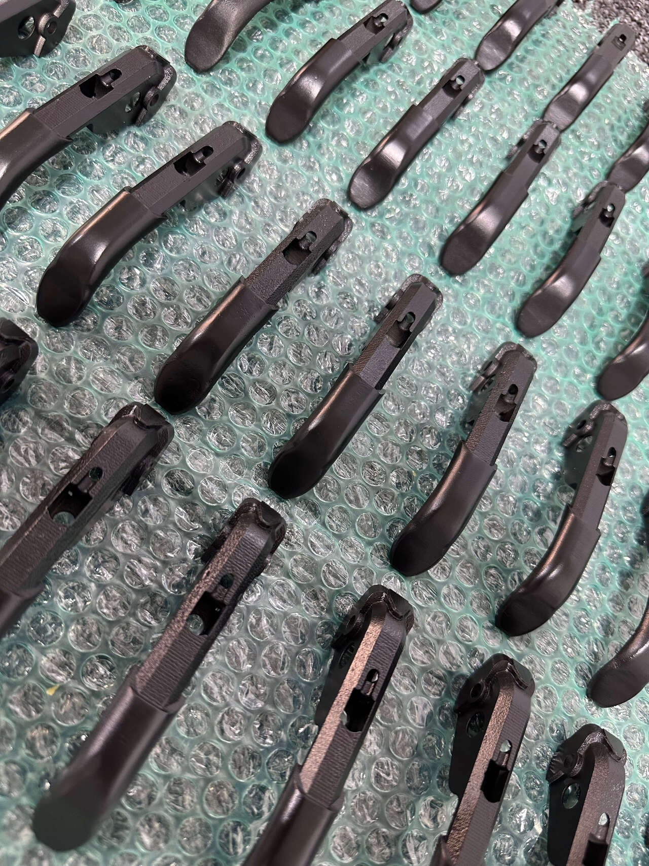 Metal prosthetic fingers coated Image